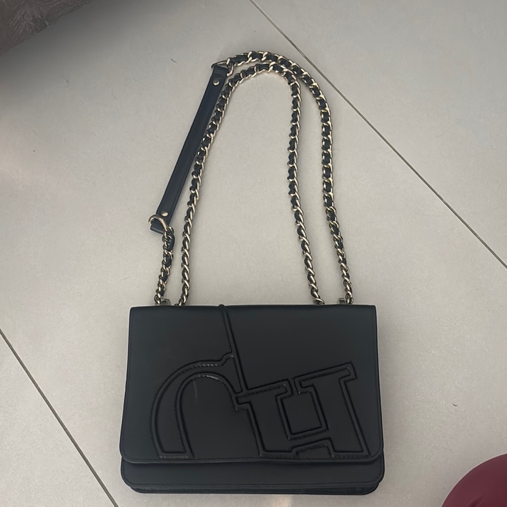 Carolina Herrera Black Chain Strap Shoulder Bag